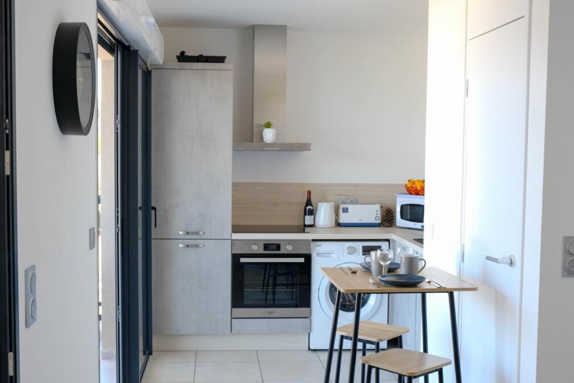 Apartamento Enola - Sea View Terrace Parking - By Tgb Pietrosella Exterior foto